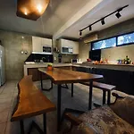 Camp&hostel أنطاليا